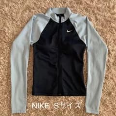 NIKE ナイキ ラッシュガードのサムネイル