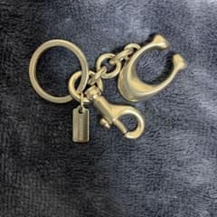 COACH フック型キーホルダー メタル製のサムネイル