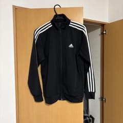 adidas　トラックジャケット　ブラックのサムネイル
