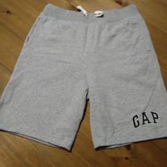 【Happy…様専用】GAPKIDS(ギャップキッズ)のスウェットハーフパンツのサムネイル
