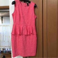 ピンク ペプラム ワンピースのサムネイル