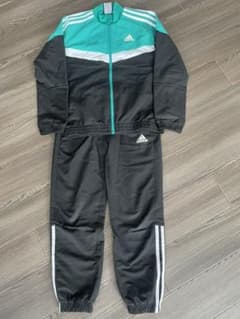 adidas アディダス ジャージ上下　140のサムネイル