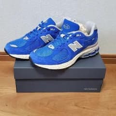ニューバランスM2002RHUのサムネイル