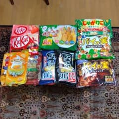 お菓子 詰め合わせ まとめ売り チョコレート クッキー スナックのサムネイル