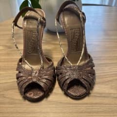 Salvatore Ferragamo パイソン柄 サンダルのサムネイル
