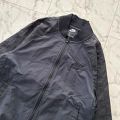 NIKE 薄手ジャンバー　ブルゾン　S 150くらい？のサムネイル