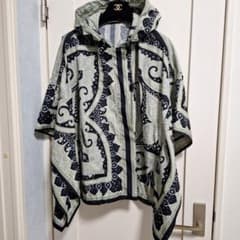 ETRO ペイズリー柄 フード付きポンチョ - メルカリ
