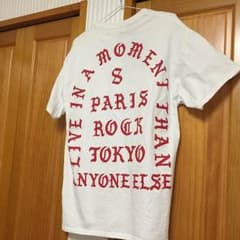 プラスエイトパリスロック ホワイトTシャツのサムネイル