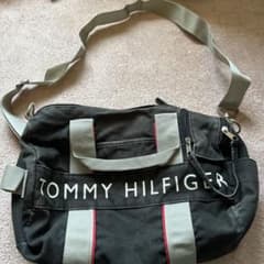 TOMMY HILFIGER ショルダーバッグ ブラックのサムネイル