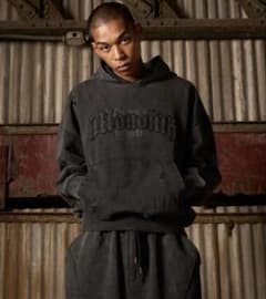 ANDER HUNK フード付きパーカーのサムネイル