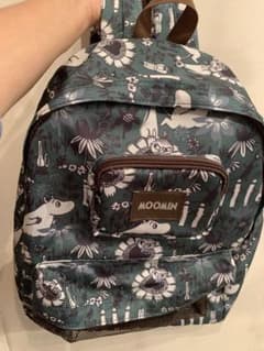 お値下げ！MOOMIN 総柄リュックフレンズ(美品)のサムネイル