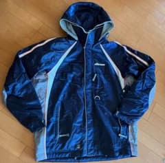 【お値下げ】ellesse  スキーウェア　上下セットのサムネイル