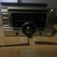 車のCDとラジオだけのデッキのサムネイル
