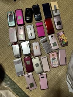 折りたたみ式携帯電話26セット ジャンク品 折りたたみ式携帯電話26セット ジャンク品 - メルカリ