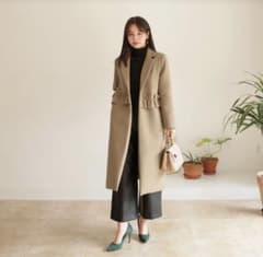 値下げ美品試着のみDHOLICディーホリック フリルロングコートベージュ 