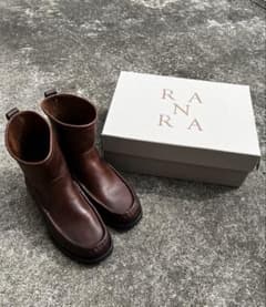 タグ・箱付き25FW RANRA ブーツ ブラウン