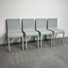 在庫多数】ヴィトラ(Vitra)/.03(ゼロスリー)4脚セット/グレー - メルカリ
