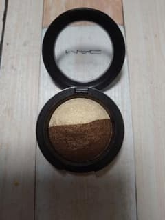 MAC　ミネラライズアイシャドウのサムネイル