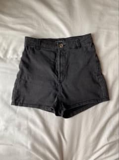 Bershka BSKGIRL ストライプ ショートパンツ EUR38のサムネイル