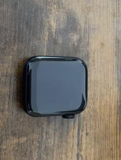 AppleWatchSE 第2世代 ミッドナイト GPSバッテリー100% 美品のサムネイル