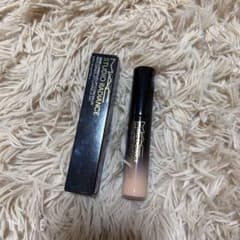 MAC コンシーラーのサムネイル