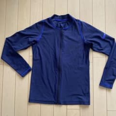 NIKE ラッシュガード　長袖のサムネイル