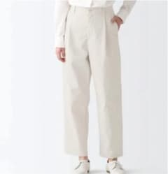 無印良品 撥水ストレッチチノタックワイドパンツ アイボリーのサムネイル