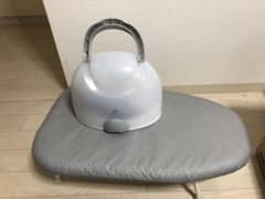 コードレスアイロンとアイロン台のサムネイル