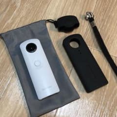 シータ 360°カメラ カメラ　360度カメラSC ホワイトのサムネイル