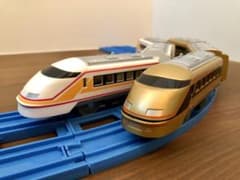 プラレール  東武鉄道スペーシア　2台　旧塗装　日光詣のサムネイル