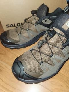 SALOMON スニーカーGOR-TEX 27.5cmのサムネイル