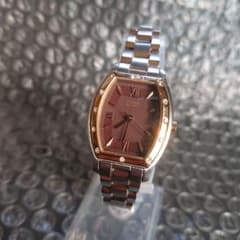 CITIZEN ECO DRIVE E031トノー型腕時計レディース