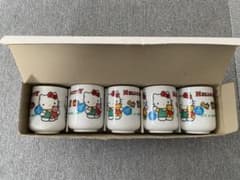 新品未使用‼️ハローキティ 湯呑み 5個セットのサムネイル
