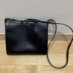 YAHKIヤーキ　ショルダーバッグ　美品のサムネイル