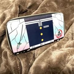 胡蝶しのぶの長財布のサムネイル