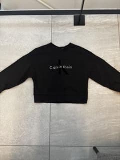 Calvin Klein Jeans ロゴ ショート丈トレーナー黒 Mのサムネイル