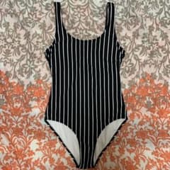 水着　ワンピース　ボディスーツのサムネイル