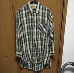 チェックシャツのサムネイル