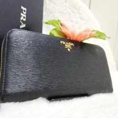 ⭐️ 極美品 プラダ ヴィッテロ ムーブ ラウンド ジップ 長財布 ブラック PRADA（プラダ） プラダ財布 ラウンドファスナー長財布 レディ−ス