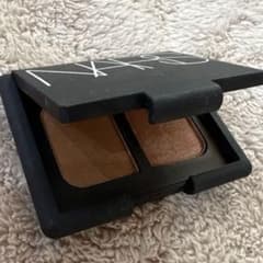 NARS デュオアイシャドー #3045 4g ブラウン系のサムネイル