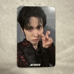 ATEEZ トレカ ユノのサムネイル