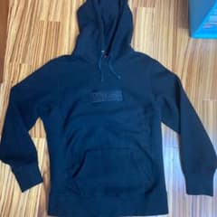 値下げ！！supreme box logo パーカー Mサイズのサムネイル