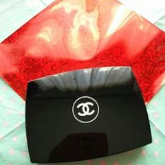 CHANELのファンデのサムネイル