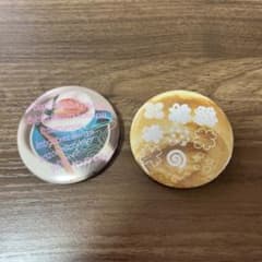 nouw 缶バッジのサムネイル