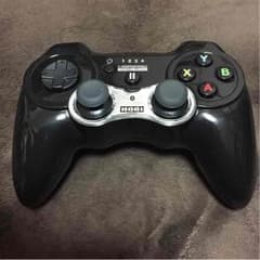 HORI PAD WIRELESS iPhone ゲームコントローラーのサムネイル