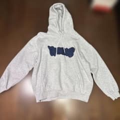 グレー パーカー ネイビーロゴ刺繍のサムネイル