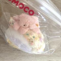 momoco クリーム大福 寝そべりピンクうさぎ スクイーズ