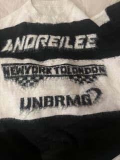 ANDREILEE ニットトレーナー 白黒ストライプのサムネイル