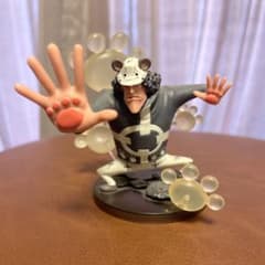 ONE PIECE バーソロミュー・くま フィギュアのサムネイル