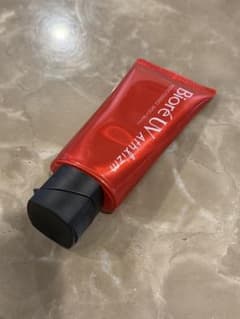 【中古】花王 ビオレUV アスリズム スキンプロテクトエッセンスのサムネイル